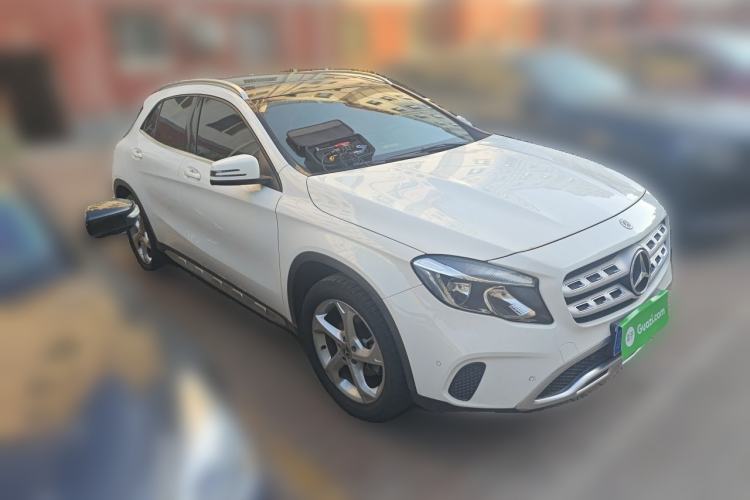 Used Mercedes-Benz GLA 2019 GLA 200 Dynamic Edition Front Right 45 Deg