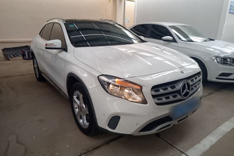 Used Mercedes-Benz GLA 2019 GLA 200 Dynamic Edition Front Right 45 Deg
