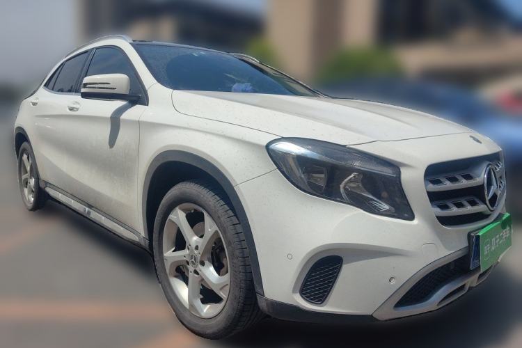 Used Mercedes-Benz GLA 2019 GLA 200 Dynamic Edition Front Right 45 Deg