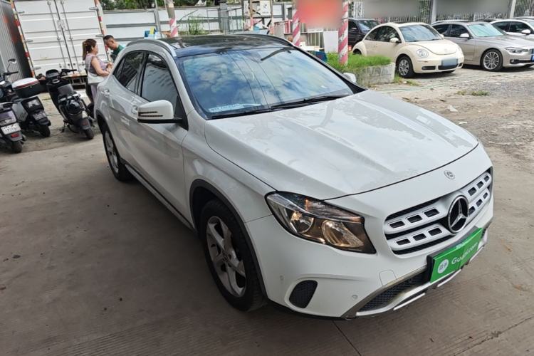 Used Mercedes-Benz GLA 2019 GLA 200 Dynamic Edition Front Right 45 Deg