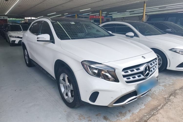 Used Mercedes-Benz GLA 2019 GLA 200 Dynamic Edition Front Right 45 Deg