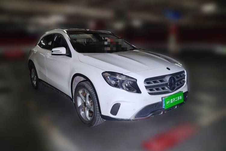 Used Mercedes-Benz GLA 2019 GLA 200 Dynamic Edition Front Right 45 Deg
