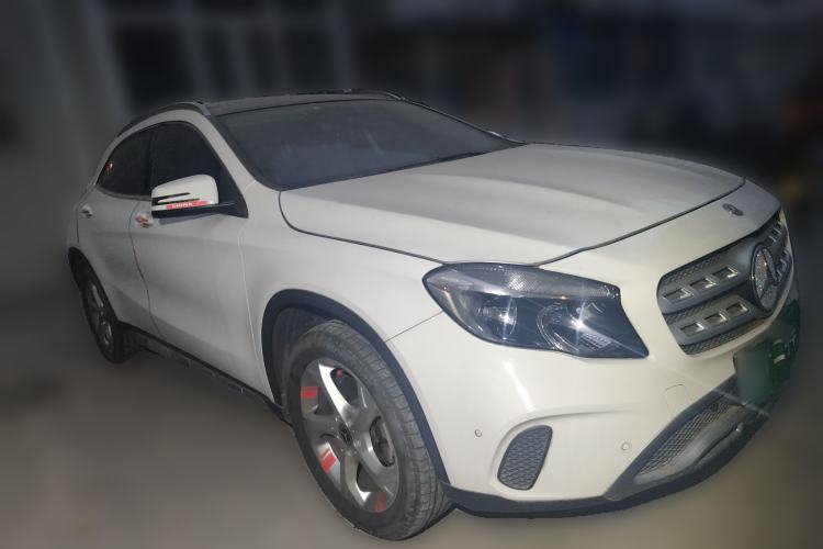 Used Mercedes-Benz GLA 2019 GLA 200 Dynamic Edition Front Right 45 Deg