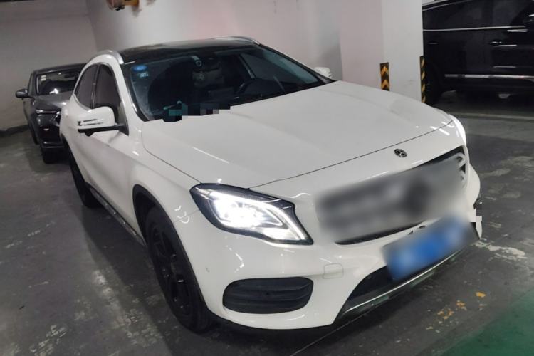 Used Mercedes-Benz GLA 2019 GLA 200 Fashion Model Front Right 45 Deg