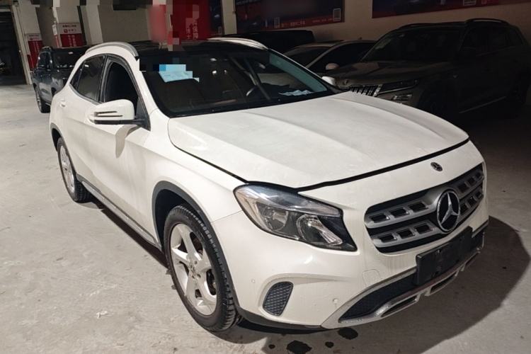 Used Mercedes-Benz GLA 2019 GLA 200 Dynamic Edition Front Right 45 Deg