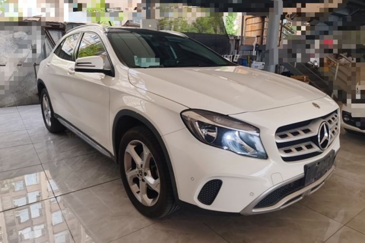Used Mercedes-Benz GLA 2019 GLA 200 Dynamic Edition Front Right 45 Deg