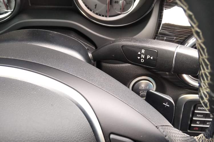 Used Mercedes-Benz GLA 2019 GLA 200 Fashion Model Gear Lever