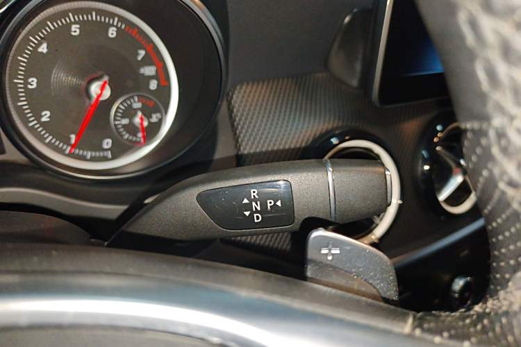 Used Mercedes-Benz GLA 2019 GLA 200 Fashion Model Gear Lever