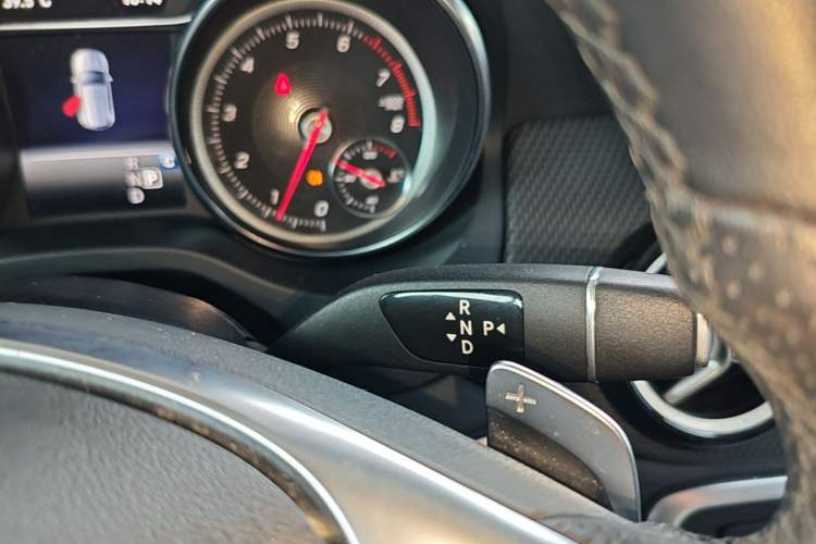 Used Mercedes-Benz GLA 2019 GLA 200 Fashion Model Gear Lever