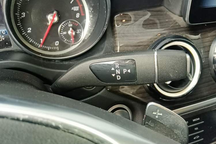 Used Mercedes-Benz GLA 2019 GLA 200 Dynamic Edition Gear Lever