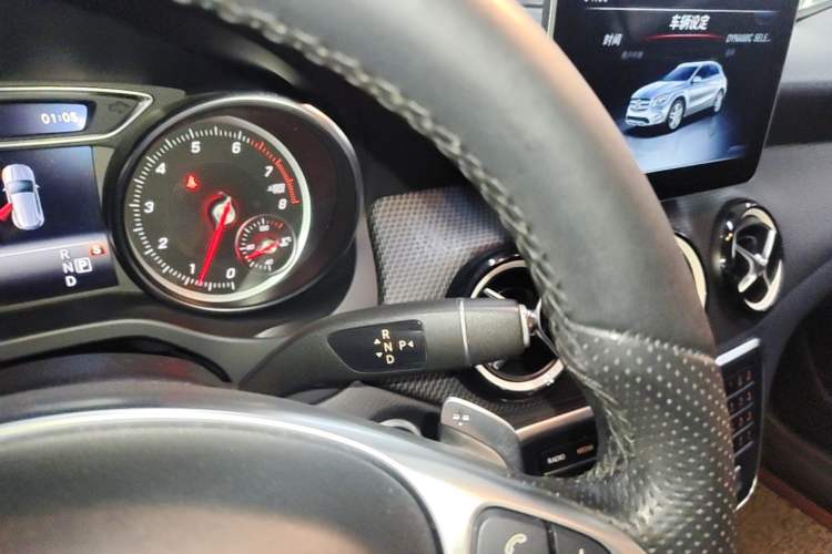 Used Mercedes-Benz GLA 2019 GLA 200 Dynamic Edition Gear Lever