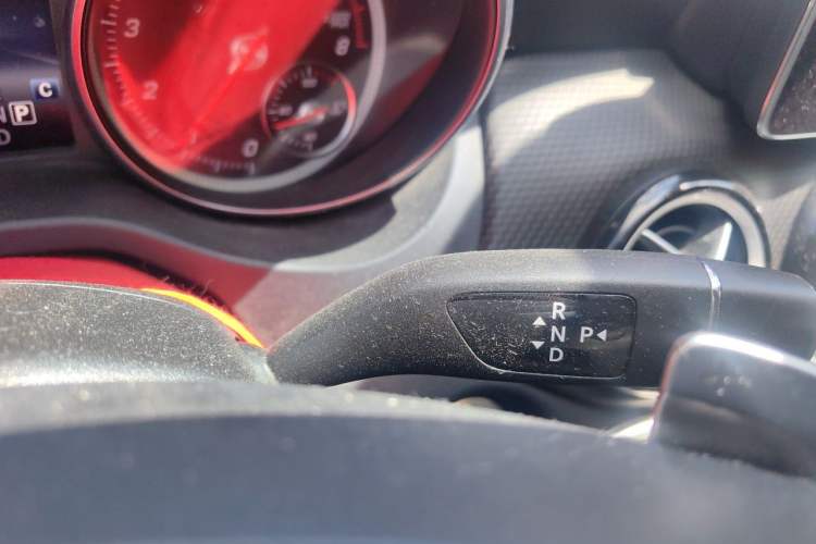 Used Mercedes-Benz GLA 2019 GLA 200 Dynamic Edition Gear Lever