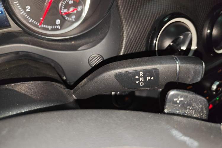 Used Mercedes-Benz GLA 2019 GLA 200 Fashion Model Gear Lever