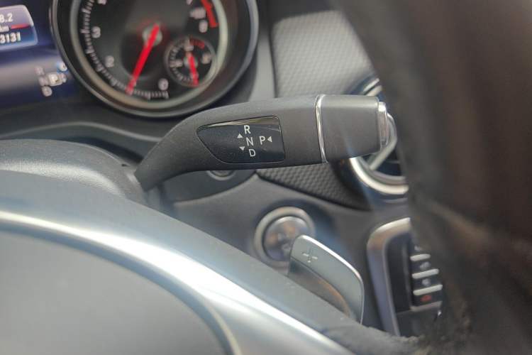 Used Mercedes-Benz GLA 2019 GLA 200 Fashion Model Gear Lever