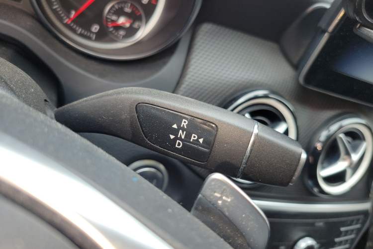 Used Mercedes-Benz GLA 2019 GLA 200 Dynamic Edition Gear Lever