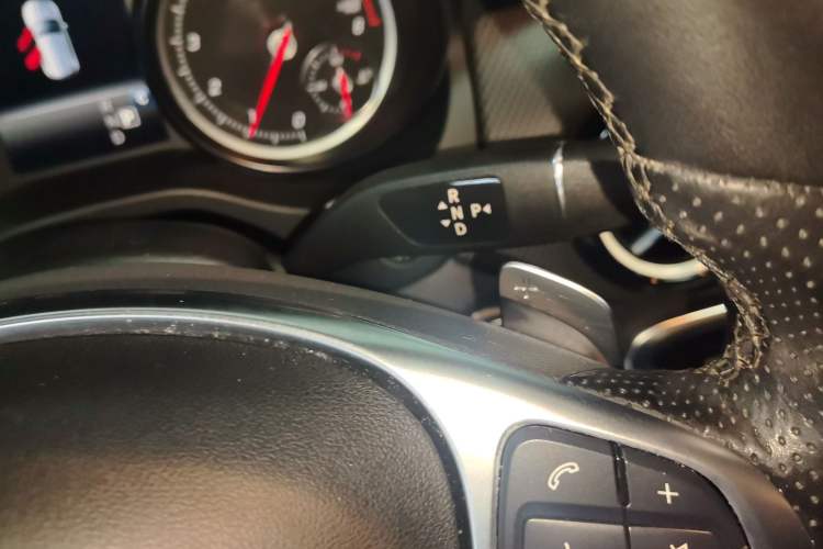 Used Mercedes-Benz GLA 2019 GLA 200 Fashion Model Gear Lever
