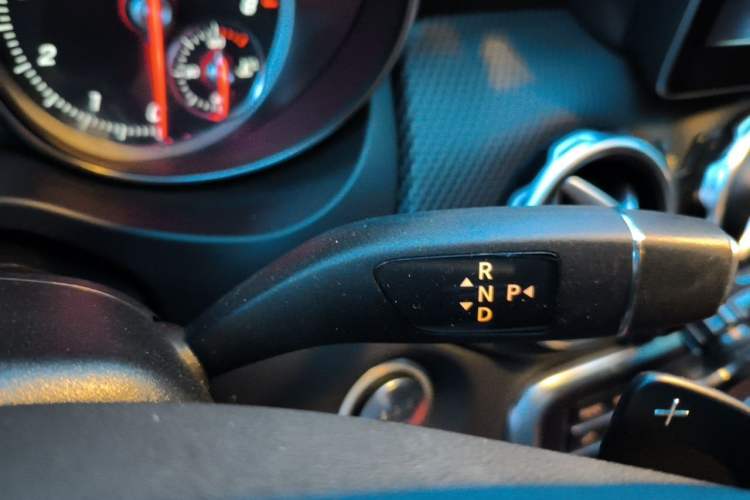 Used Mercedes-Benz GLA 2019 GLA 200 Dynamic Edition Gear Lever