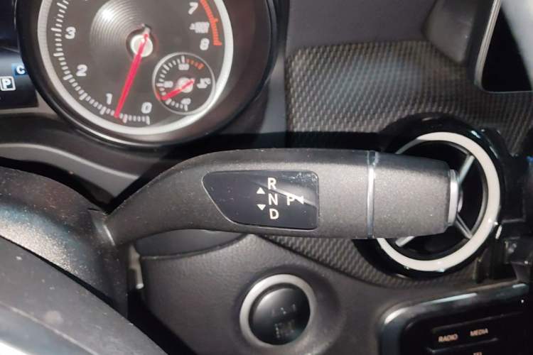 Used Mercedes-Benz GLA 2019 GLA 200 Fashion Model Gear Lever