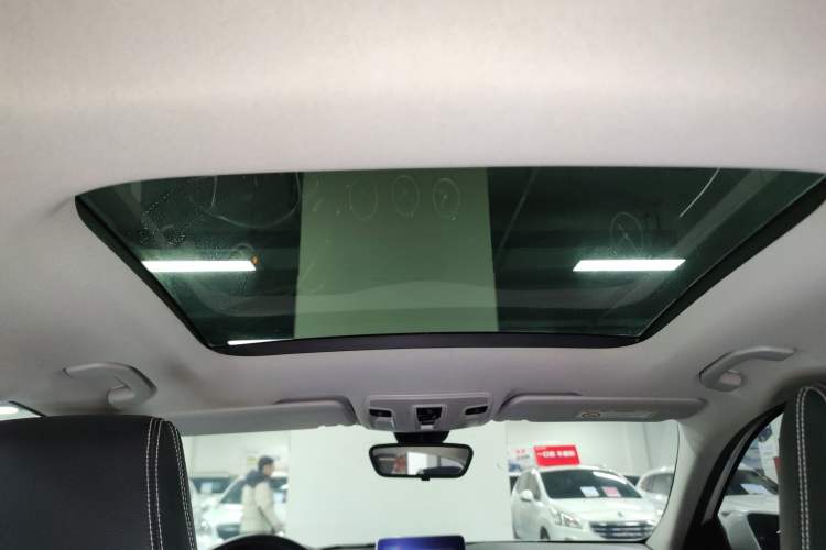 Used Mercedes-Benz GLA 2019 GLA 200 Dynamic Edition Headliner