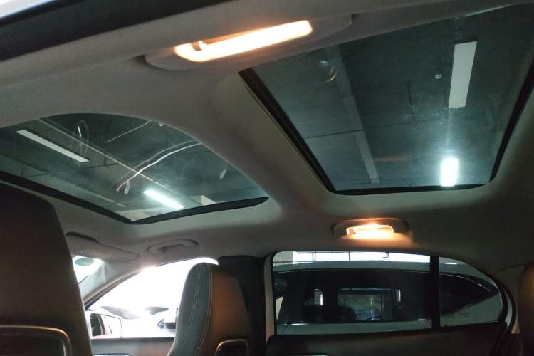 Used Mercedes-Benz GLA 2019 GLA 200 Dynamic Edition Headliner