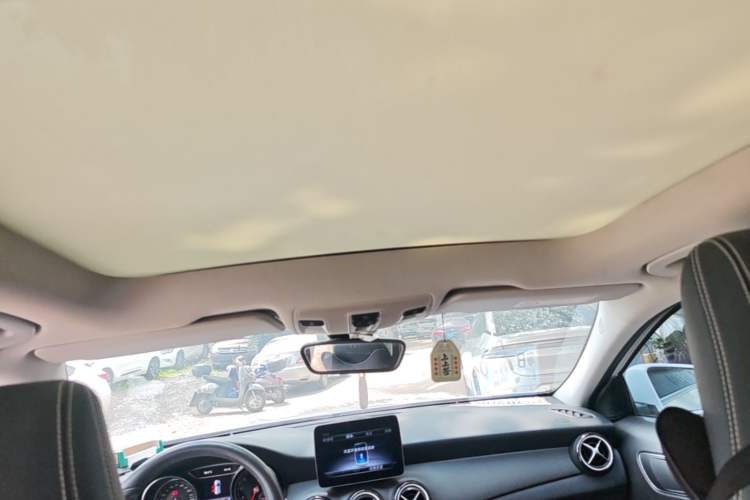 Used Mercedes-Benz GLA 2019 GLA 200 Dynamic Edition Headliner