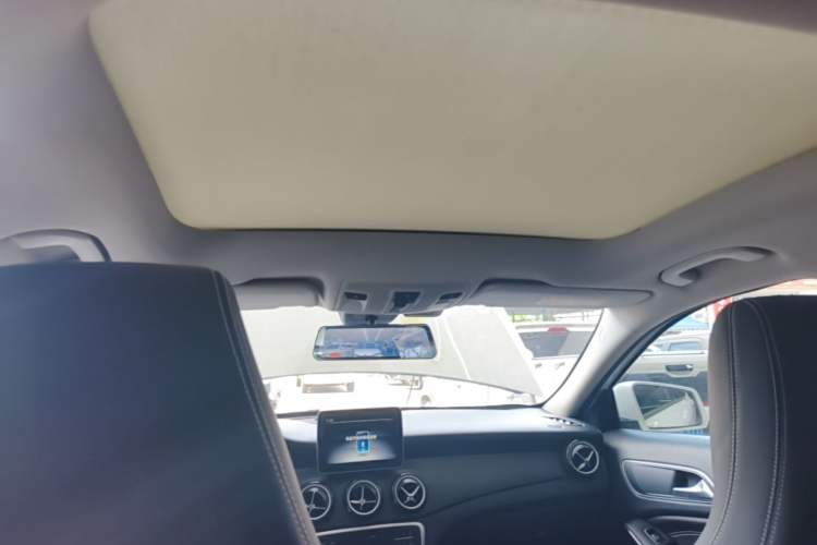 Used Mercedes-Benz GLA 2019 GLA 200 Dynamic Edition Headliner