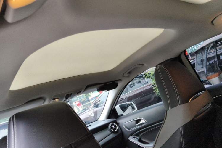 Used Mercedes-Benz GLA 2019 GLA 200 Dynamic Edition Headliner