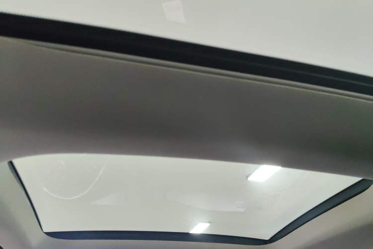 Used Mercedes-Benz GLA 2019 GLA 200 Dynamic Edition Headliner