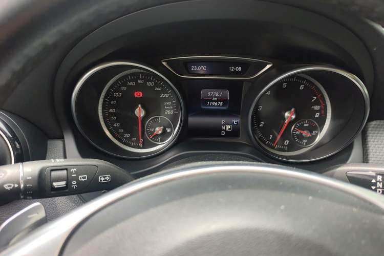 Used Mercedes-Benz GLA 2019 GLA 200 Dynamic Edition Instrument Cluster