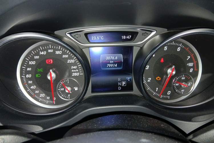 Used Mercedes-Benz GLA 2019 GLA 200 Fashion Model Instrument Cluster