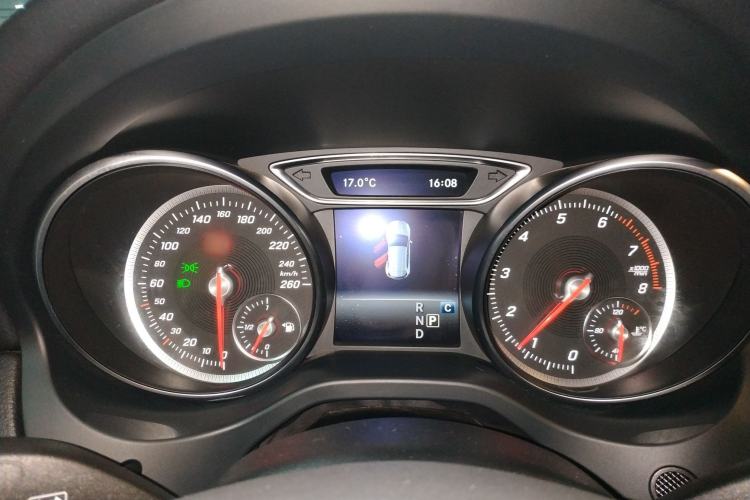 Used Mercedes-Benz GLA 2019 GLA 200 Dynamic Edition Instrument Cluster