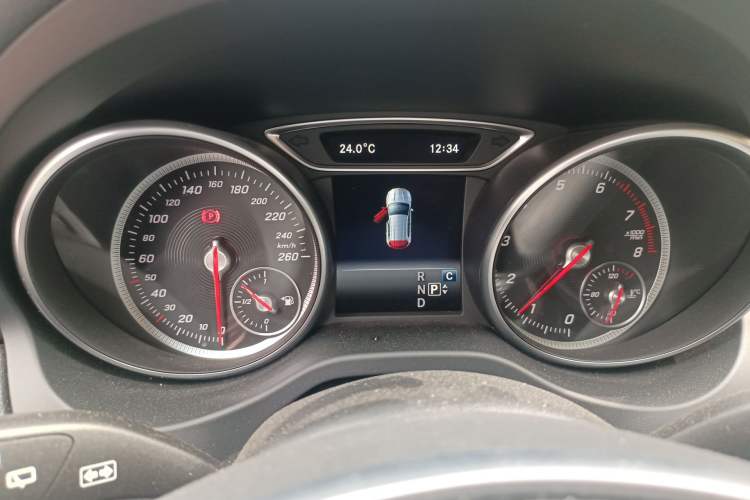 Used Mercedes-Benz GLA 2019 GLA 200 Fashion Model Instrument Cluster