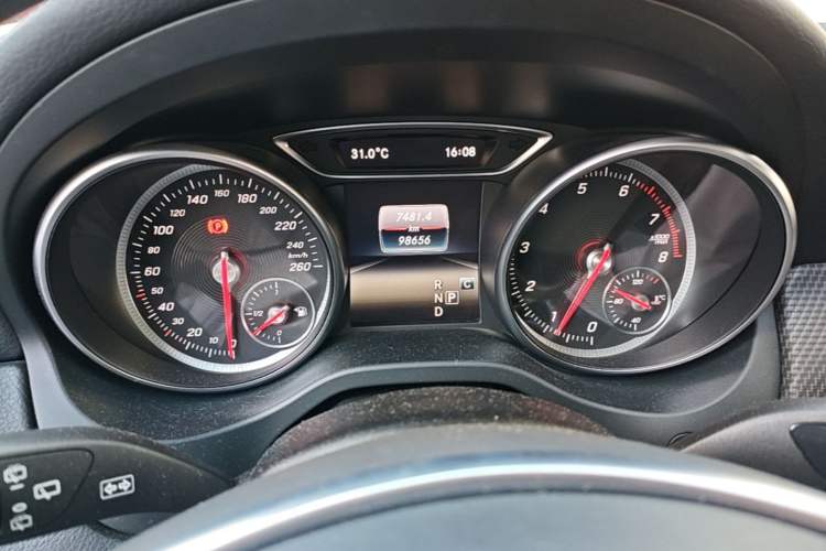 Used Mercedes-Benz GLA 2019 GLA 200 Fashion Model Instrument Cluster