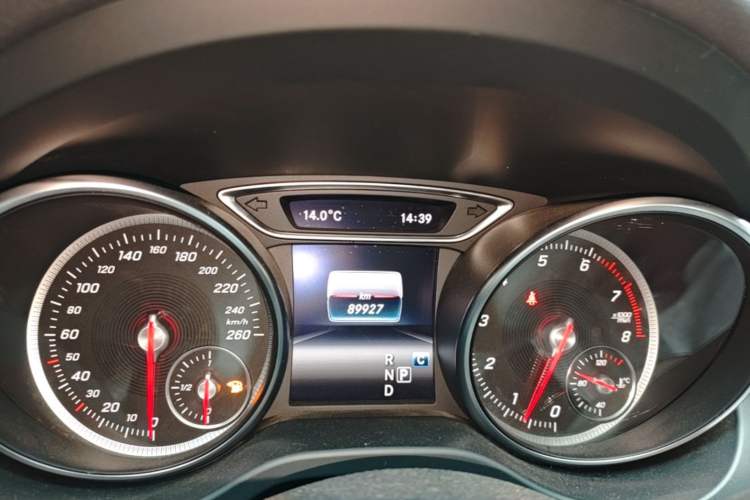 Used Mercedes-Benz GLA 2019 GLA 200 Fashion Model Instrument Cluster