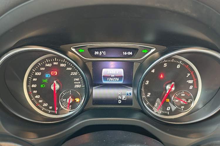 Used Mercedes-Benz GLA 2019 GLA 200 Fashion Model Instrument Cluster