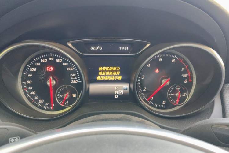 Used Mercedes-Benz GLA 2019 GLA 200 Dynamic Edition Instrument Cluster