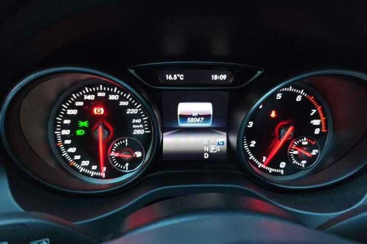 Used Mercedes-Benz GLA 2019 GLA 200 Dynamic Edition Instrument Cluster