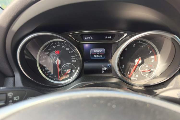 Used Mercedes-Benz GLA 2019 GLA 200 Dynamic Edition Instrument Cluster