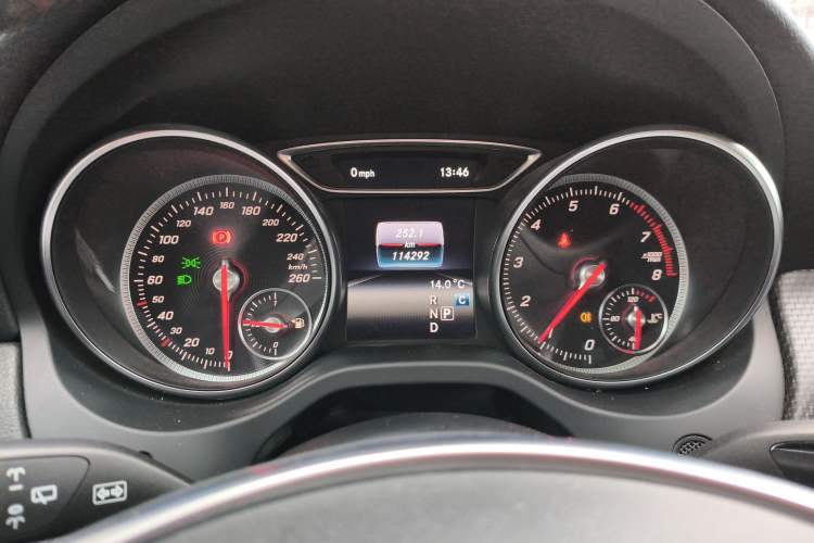 Used Mercedes-Benz GLA 2019 GLA 200 Dynamic Edition Instrument Cluster