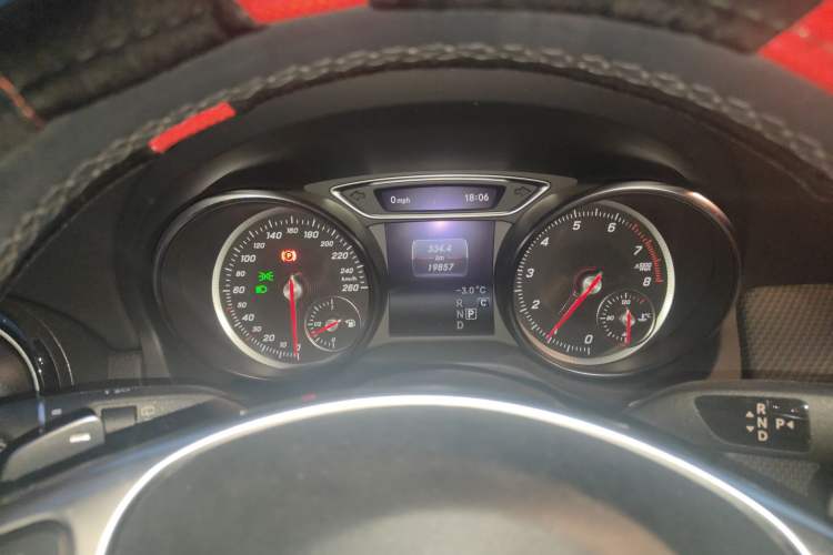 Used Mercedes-Benz GLA 2019 GLA 200 Dynamic Edition Instrument Cluster