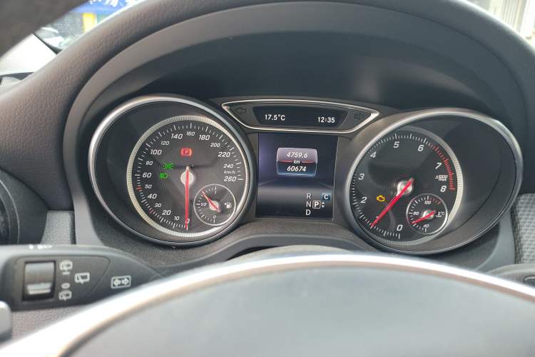 Used Mercedes-Benz GLA 2019 GLA 200 Dynamic Edition Instrument Cluster