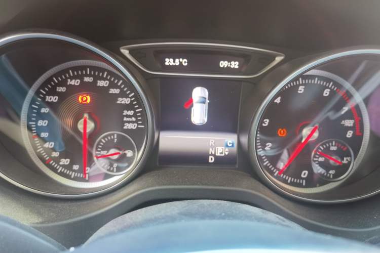 Used Mercedes-Benz GLA 2019 GLA 200 Dynamic Edition Instrument Cluster