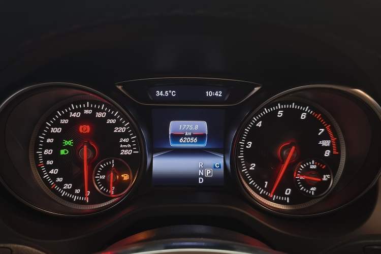 Used Mercedes-Benz GLA 2019 GLA 220 4MATIC Sport Edition Instrument Cluster