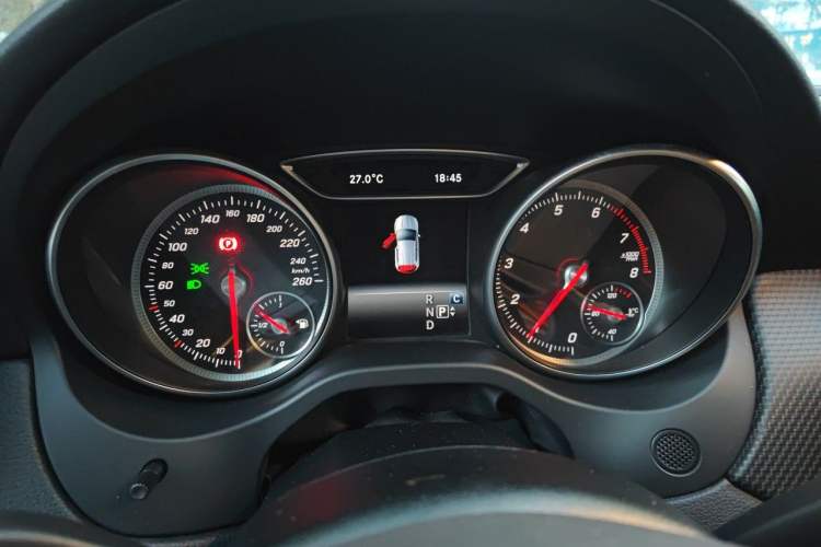 Used Mercedes-Benz GLA 2019 GLA 200 Dynamic Edition Instrument Cluster
