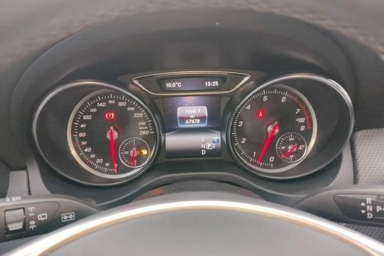 Used Mercedes-Benz GLA 2019 GLA 200 Dynamic Edition Instrument Cluster