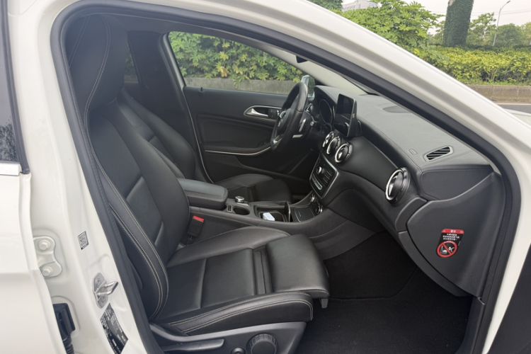 Used Mercedes-Benz GLA 2019 GLA 200 Fashion Model Interior 10