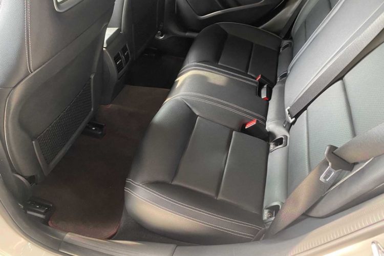 Used Mercedes-Benz GLA 2019 GLA 200 Dynamic Edition Interior 2