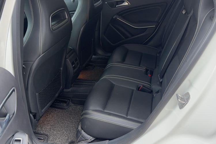 Used Mercedes-Benz GLA 2019 GLA 200 Dynamic Edition Interior 3