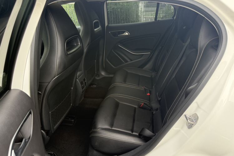 Used Mercedes-Benz GLA 2019 GLA 200 Fashion Model Interior 4