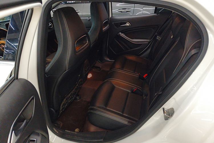 Used Mercedes-Benz GLA 2019 GLA 200 Fashion Model Interior 4